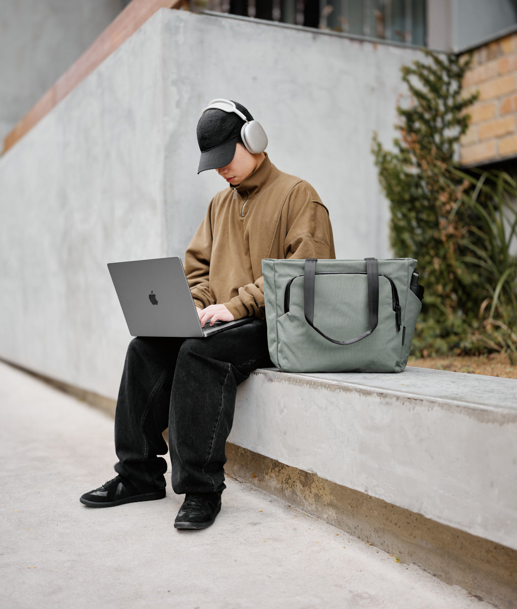 Bravo Tote V1