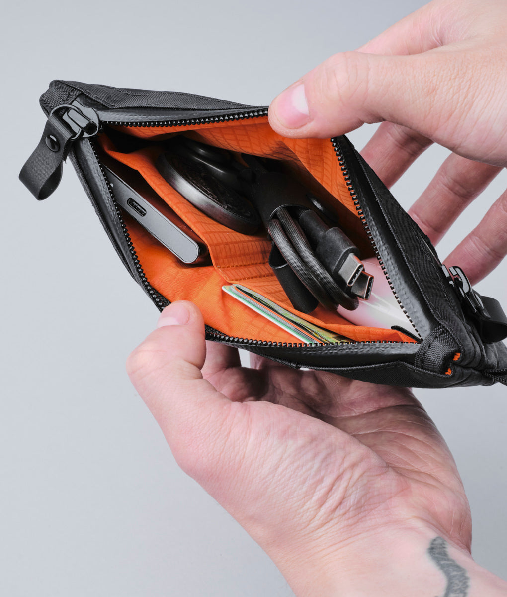 Zip Clutch