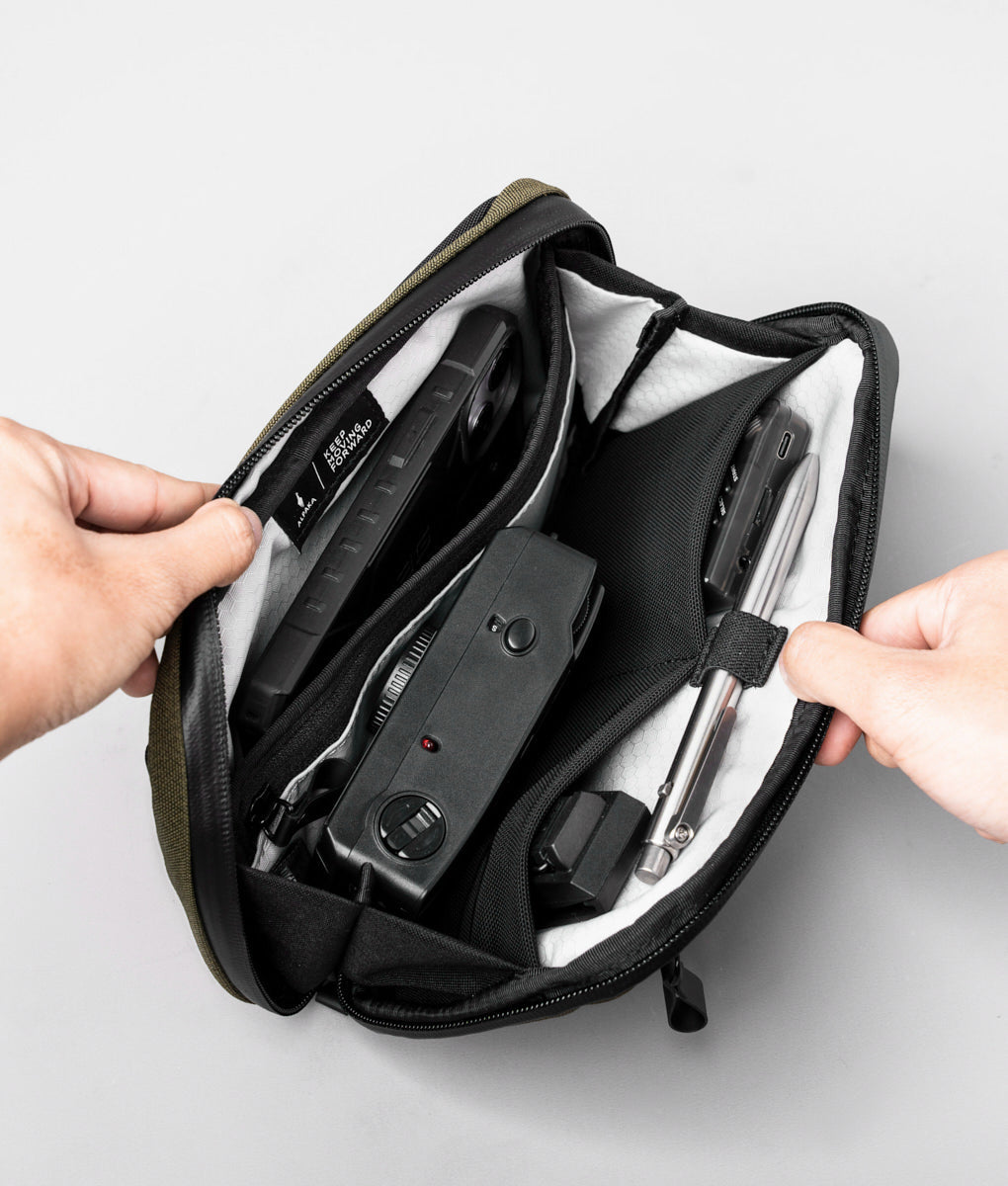 Elements Tech Case Mini