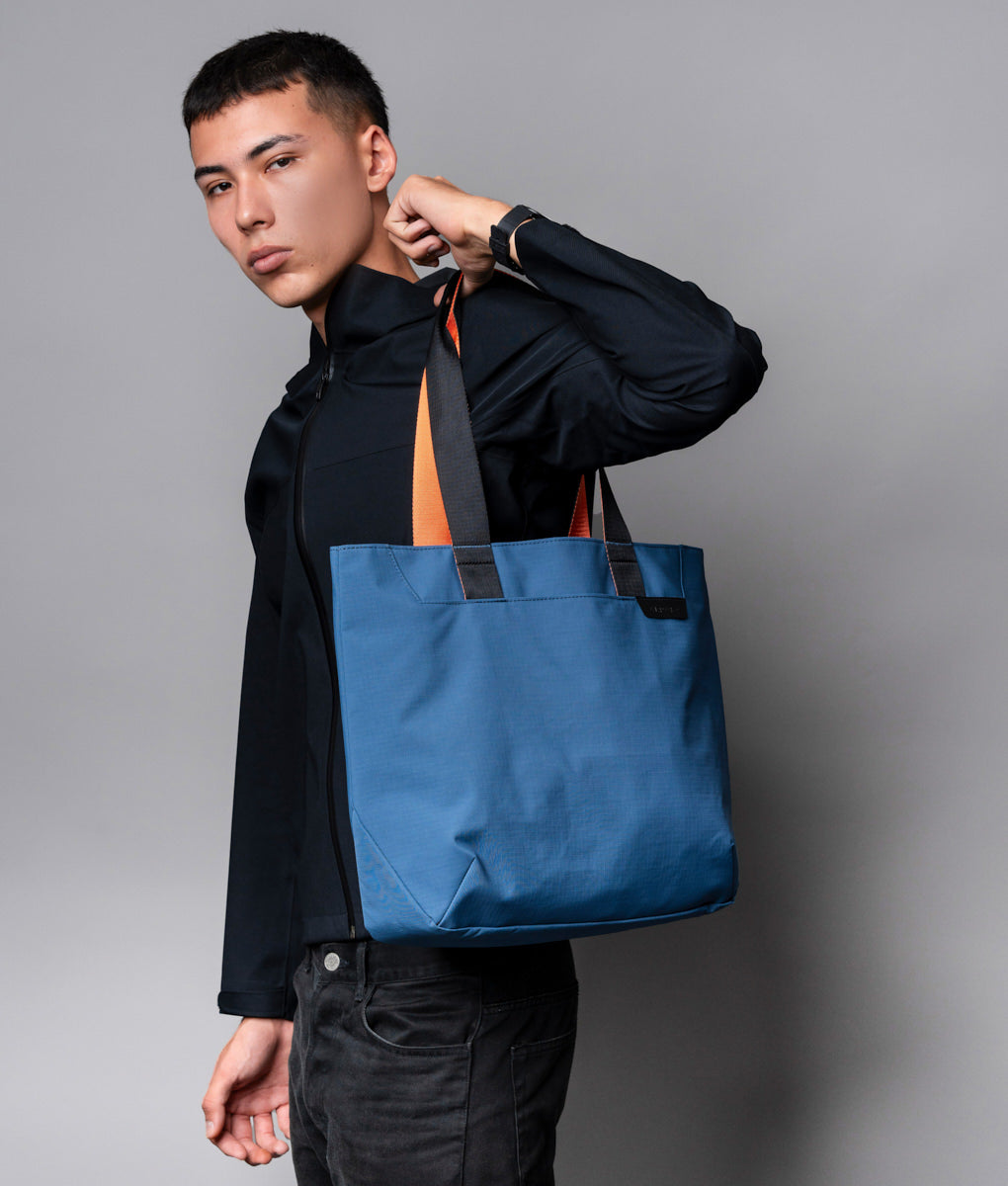 Elements Tote (M)