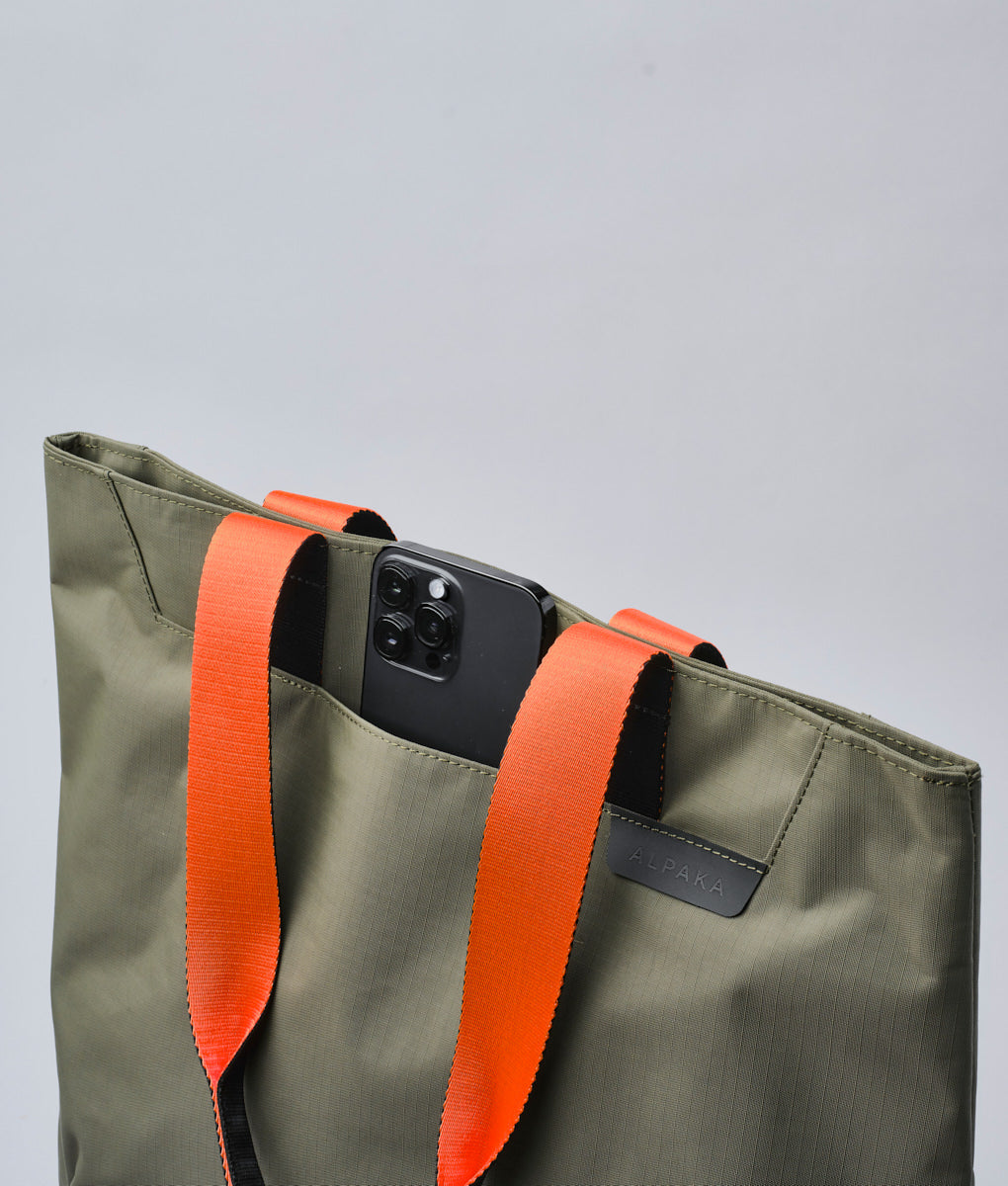 Elements Tote (M)